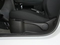 2011款 三厢 2.0L 自动 豪华型