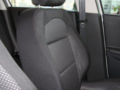 2011款 三厢 2.0L 自动 豪华型