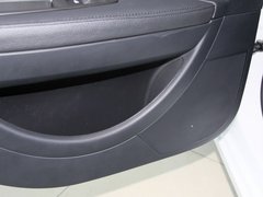 2011款 三厢 2.0L 自动 豪华型