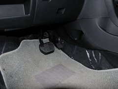 2011款 三厢 2.0L 自动 豪华型