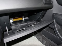 2011款 三厢 2.0L 自动 豪华型