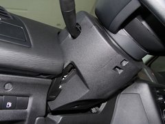 2011款 三厢 2.0L 自动 豪华型