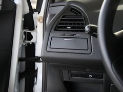2011款 三厢 2.0L 自动 豪华型
