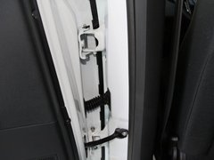 2011款 三厢 2.0L 自动 豪华型