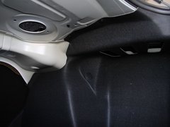 2011款 三厢 2.0L 自动 豪华型