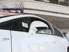 2011款 三厢 2.0L 自动 豪华型