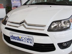 2011款 三厢 2.0L 自动 豪华型