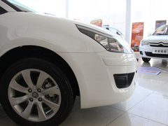 2011款 三厢 2.0L 自动 豪华型