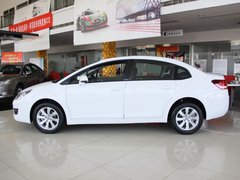 2011款 三厢 2.0L 自动 豪华型