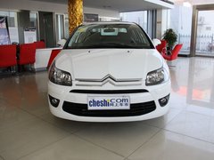 2011款 三厢 2.0L 自动 豪华型