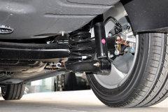 2011款 三厢 2.0L 自动 豪华型