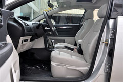 2011款 三厢 2.0L 自动 豪华型