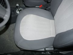 2010款 1.3L 自动 豪华型 5座