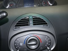 2010款 1.3L 自动 豪华型 5座