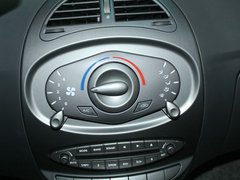 2010款 1.3L 自动 豪华型 5座