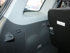 2010款 1.3L 自动 豪华型 5座