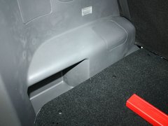 2010款 1.3L 自动 豪华型 5座