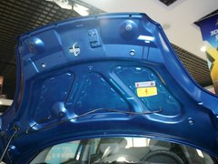 2010款 1.3L 自动 豪华型 5座