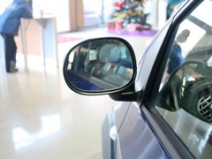 2010款 1.3L 自动 豪华型 5座