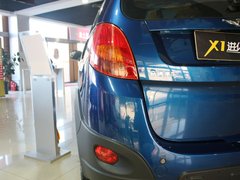 2010款 1.3L 自动 豪华型 5座