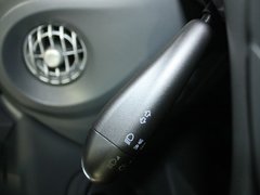 2010款 1.3L 自动 豪华型 5座