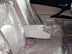2010款 2.5V 自动 风度菁英版