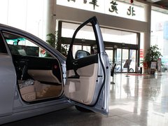 2010款 2.5V 自动 风度菁英版