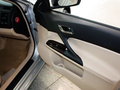 2010款 2.5V 自动 风度菁英版
