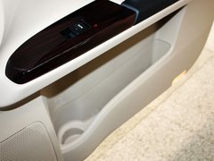2010款 2.5V 自动 风度菁英版