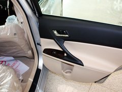 2010款 2.5V 自动 风度菁英版
