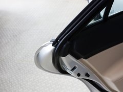2010款 2.5V 自动 风度菁英版