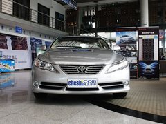 一汽丰田  全新锐志 2.5V AT 车头正面视角