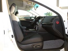 2010款 2.5V 自动 风度菁英版