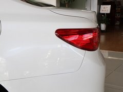 2010款 2.5V 自动 风度菁英版