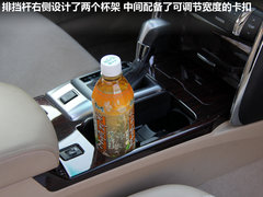 2010款 2.5V 自动 风尚豪华导航版