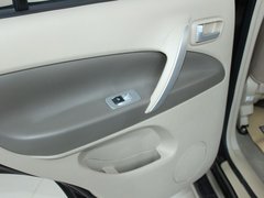 2010款 经典版 1.6L 手动 舒适型 5座