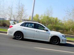 2011款 2.5T 手动 WRX STI 三厢