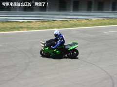 2010款 三厢 1.4L 手动 品乐周年纪念版