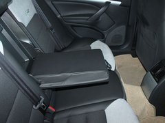 2010款 RS 2.0T 5座