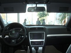 2010款 RS 2.0T 5座