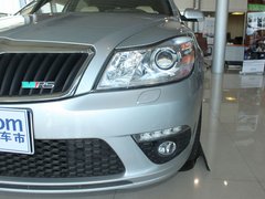 2010款 RS 2.0T 5座