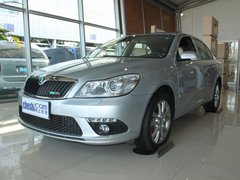 2010款 RS 2.0T 5座