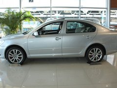 2010款 RS 2.0T 5座