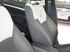 2010款 RS 2.0T 5座