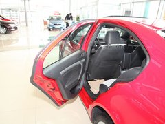 2010款 RS 2.0T 5座