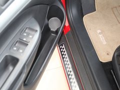 2010款 RS 2.0T 5座
