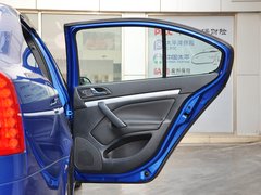 2010款 RS 2.0T 5座