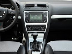 2010款 RS 2.0T 5座