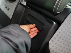 2010款 RS 2.0T 5座