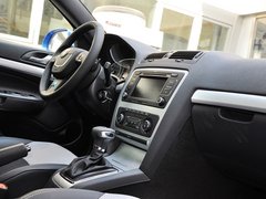 2010款 RS 2.0T 5座